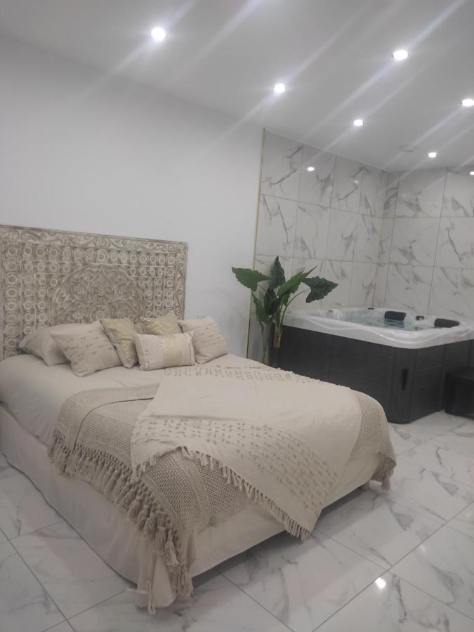 Spa Nessa Saint-Andiol Ngoại thất bức ảnh